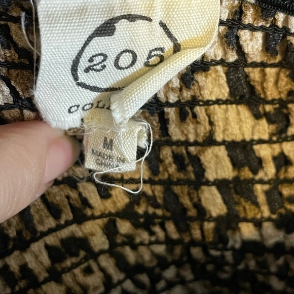 205 Collins Off the Shoulder Leopard Print Romper with Long Skirt Overlay Size S - Picture 2 of 16